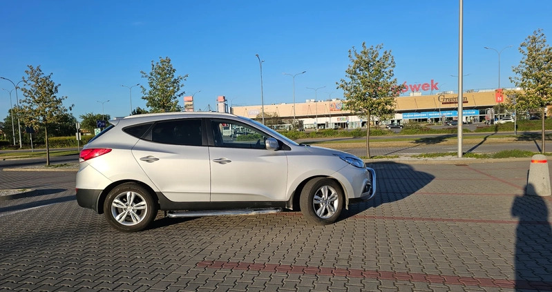 Hyundai ix35 cena 48500 przebieg: 65750, rok produkcji 2012 z Warszawa małe 121